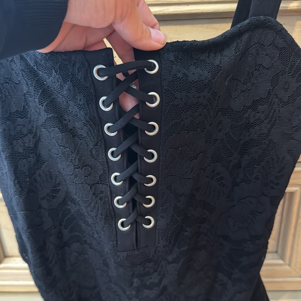 Express Bodysuit - Picture 2 of 6